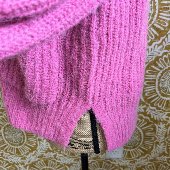 NWT A.L.C. Cleveland Cable Knit Button Front Relaxed Cardigan in Bubblegum XS - Picture 9 of 12